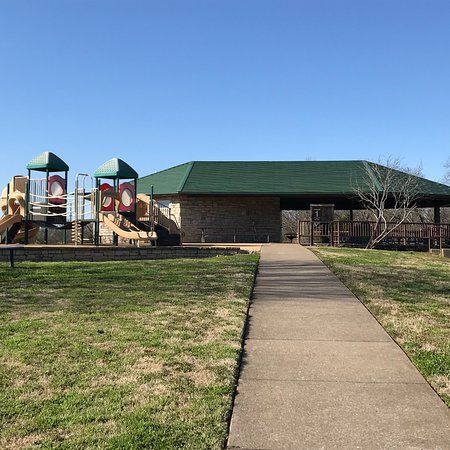 General Bragg Trailhead